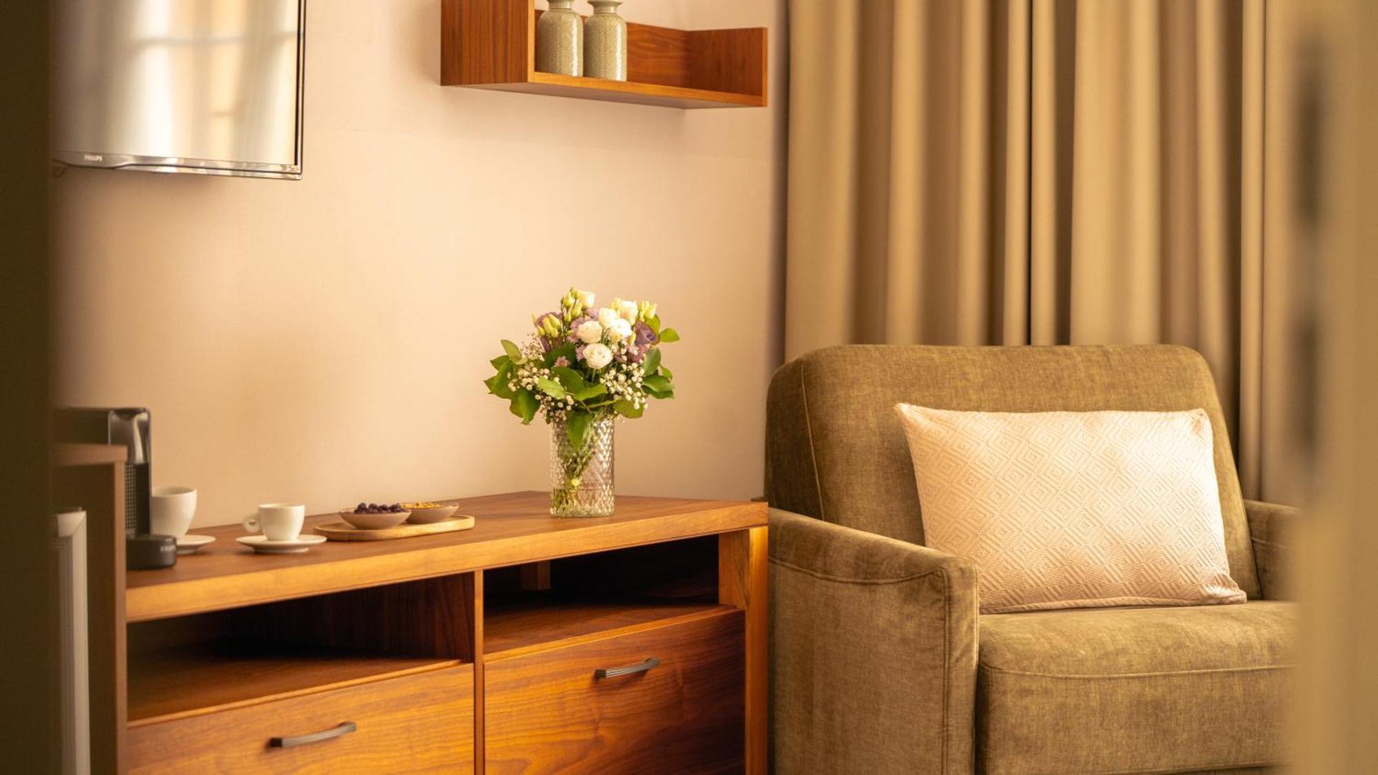 Hotel Golden Key Prague Castle Екстериор снимка